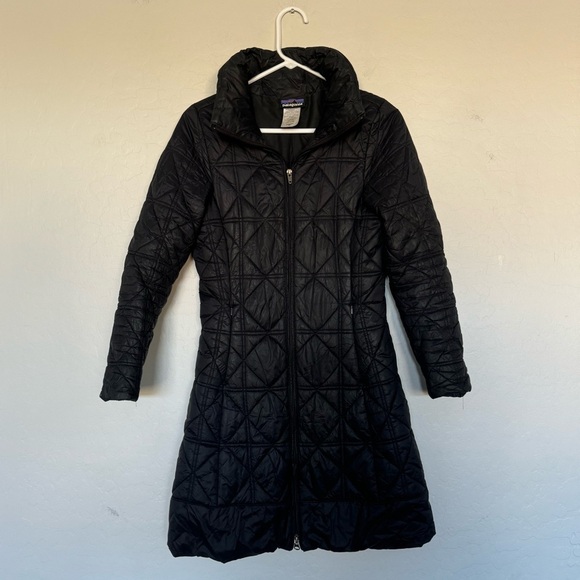 Patagonia Low Sky Parka Women’s size XS in black - Picture 2 of 10